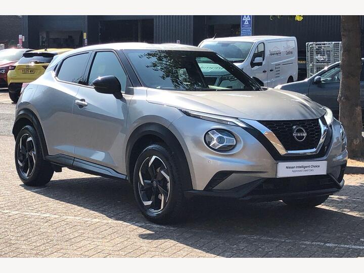 Nissan Juke 1.0 DIG-T N-Connecta DCT Auto Euro 6 (s/s) 5dr