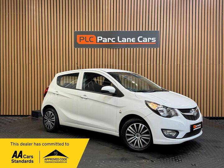 Vauxhall Viva 1.0i SE Euro 6 5dr (a/c) Vauxhall Viva 1.0i SE Euro 6 5dr (a/c)