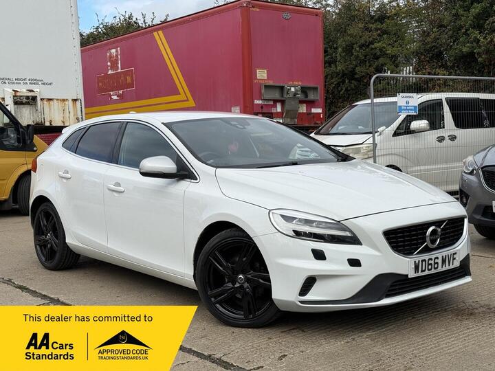 Volvo V40 2.0 D2 R-Design Pro Euro 6 (s/s) 5dr