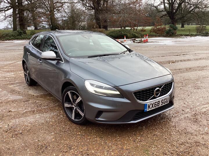 Volvo V40 2.0 T2 GPF R-Design Nav Plus Euro 6 (s/s) 5dr