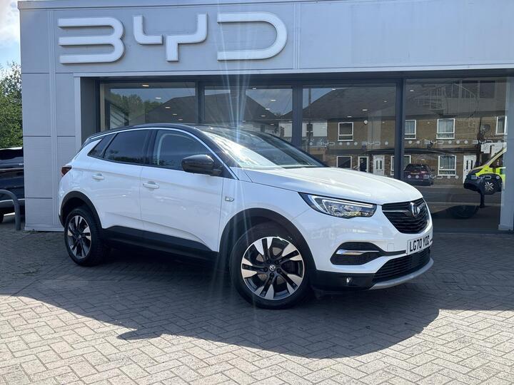 Vauxhall Grandland X 1.2 Turbo SRi Nav Auto Euro 6 (s/s) 5dr