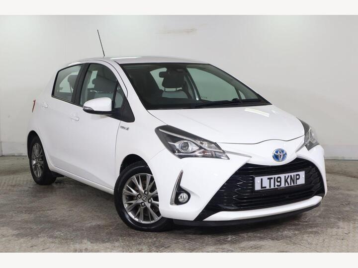 Toyota YARIS 1.5 VVT-h Icon E-CVT Euro 6 (s/s) 5dr