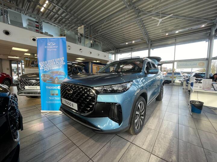 Chery Tiggo 8 1.5T 18.4kWh Summit DHT1 Euro 6 (s/s) 5dr