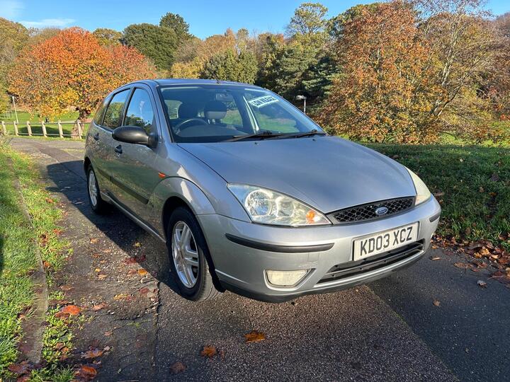 Ford Focus 1.6i 16v Zetec 5dr
