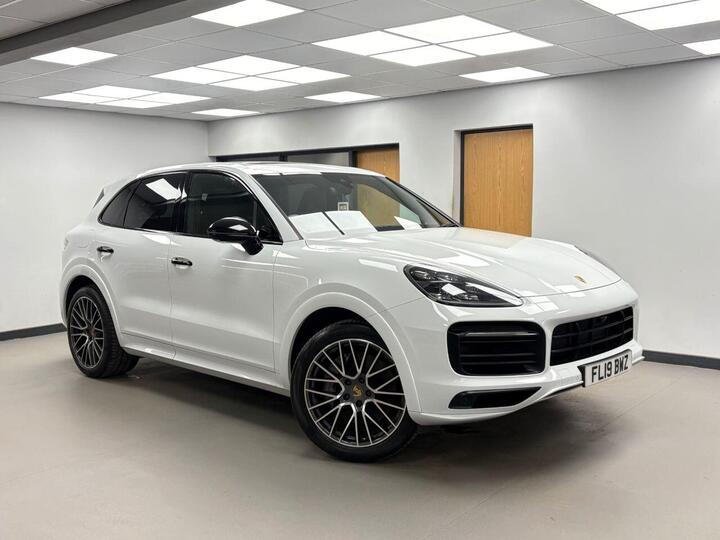 Porsche CAYENNE 2.9T V6 S TiptronicS 4WD Euro 6 (s/s) 5dr Porsche CAYENNE 2.9T V6 S TiptronicS 4WD Euro 6 (s/s) 5dr