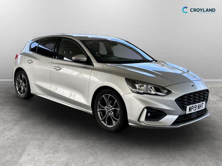 Ford FOCUS 1.0T EcoBoost ST-Line Euro 6 (s/s) 5dr