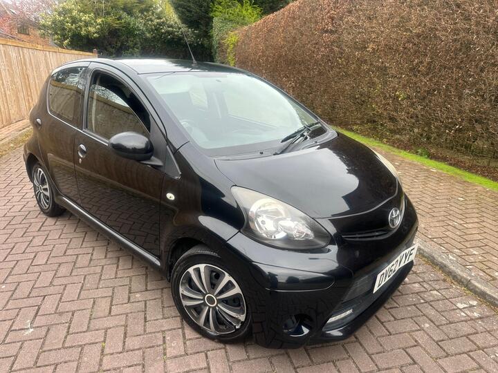 Toyota AYGO 1.0 VVT-i Fire Euro 5 5dr
