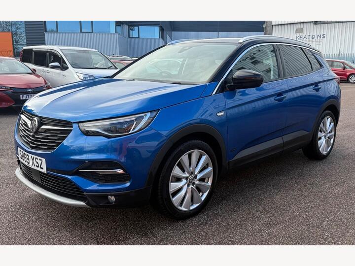 Vauxhall Grandland X 1.6 13.2kWh Ultimate Nav Auto 4WD Euro 6 (s/s) 5dr Hybrid4