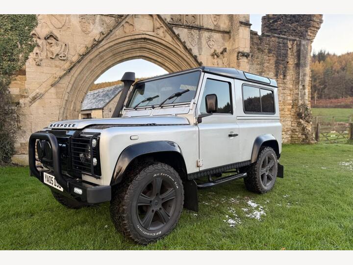 Land Rover Defender 90 2.5 TD5 County Hard Top SUV SWB 3dr