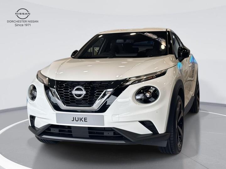 Nissan JUKE 1.0 DIG-T Tekna Euro 6 (s/s) 5dr