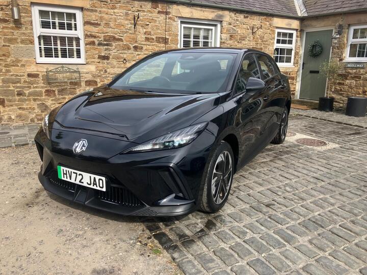 MG MG4 51kWh SE Auto 5dr