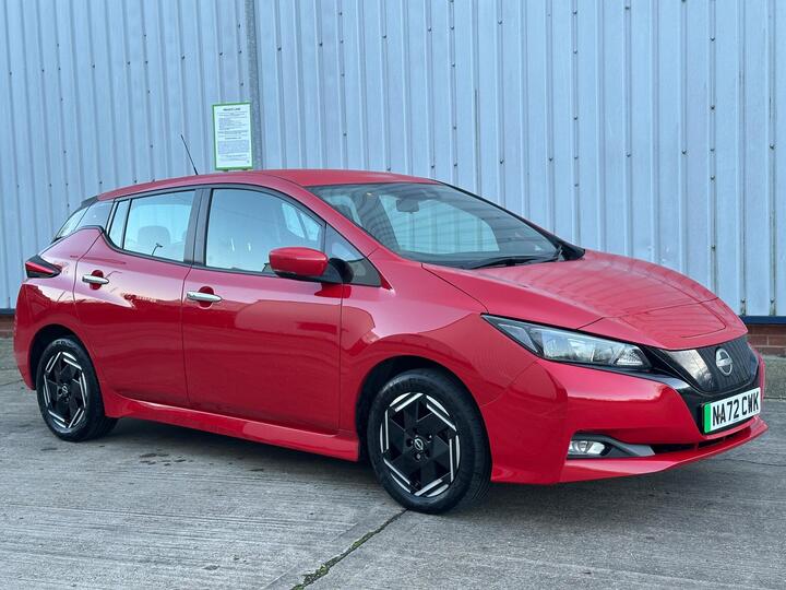 Nissan Leaf 39kWh Acenta Auto 5dr