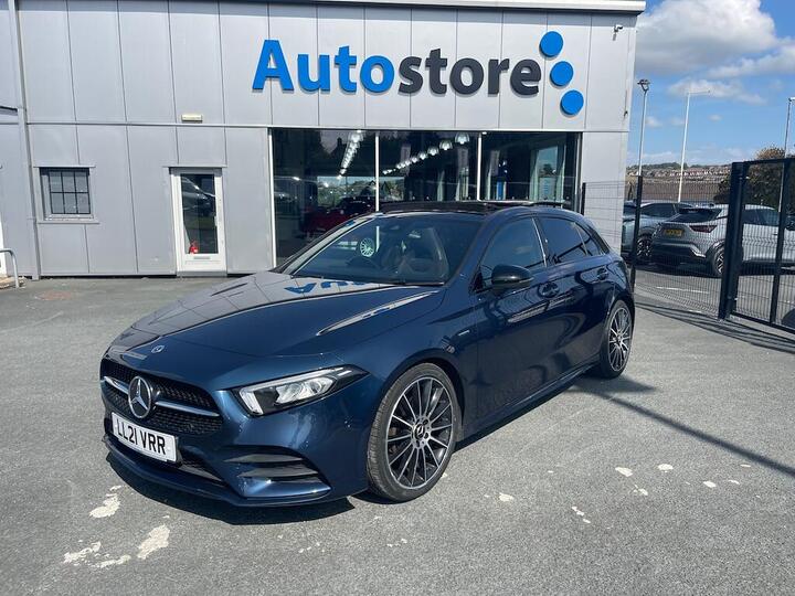 Mercedes-Benz A Class 2.0 A200d Exclusive Edition 8G-DCT Euro 6 (s/s) 5dr