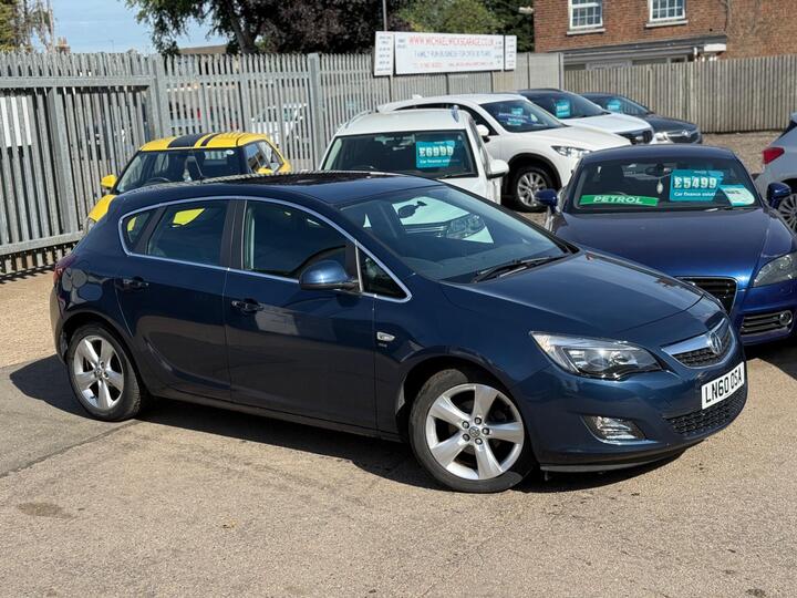 Vauxhall Astra 1.6 16v SRi Euro 5 5dr