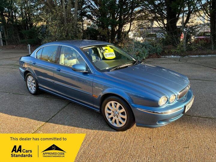 Jaguar X-Type 2.5 V6 (AWD) 4dr Jaguar X-Type 2.5 V6 (AWD) 4dr