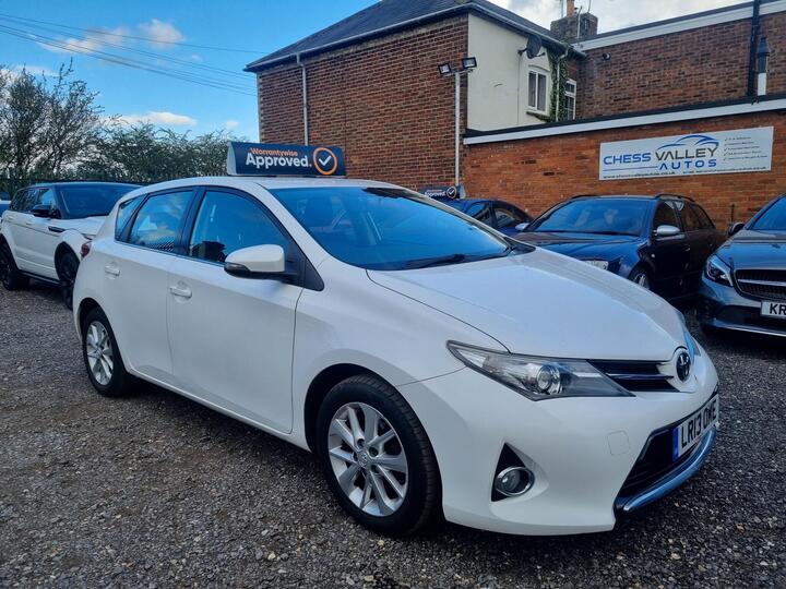 Toyota Auris 1.6 V-Matic Icon Multidrive S Euro 5 5dr Toyota Auris 1.6 V-Matic Icon Multidrive S Euro 5 5dr