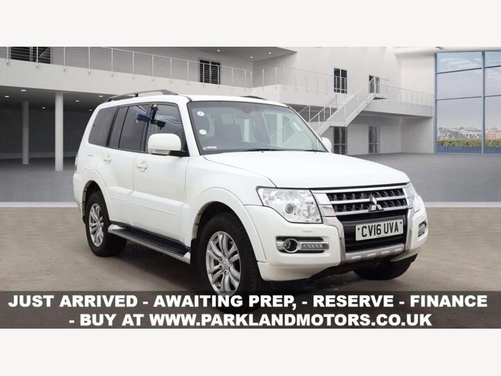 Mitsubishi SHOGUN 3.2 DI-DC SG4 Auto 4WD Euro 6 5dr LWB Mitsubishi SHOGUN 3.2 DI-DC SG4 Auto 4WD Euro 6 5dr LWB