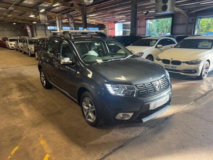Dacia SANDERO STEPWAY 1.5 DCi Laureate Euro 6 (s/s) 5dr