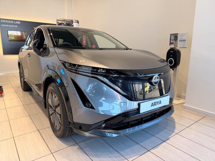 Nissan ARIYA 87kWh Evolve Auto 5dr 22kW Charger
