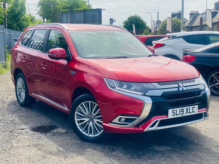 Mitsubishi Outlander 2.4h TwinMotor 13.8kWh 4h CVT 4WD Euro 6 (s/s) 5dr