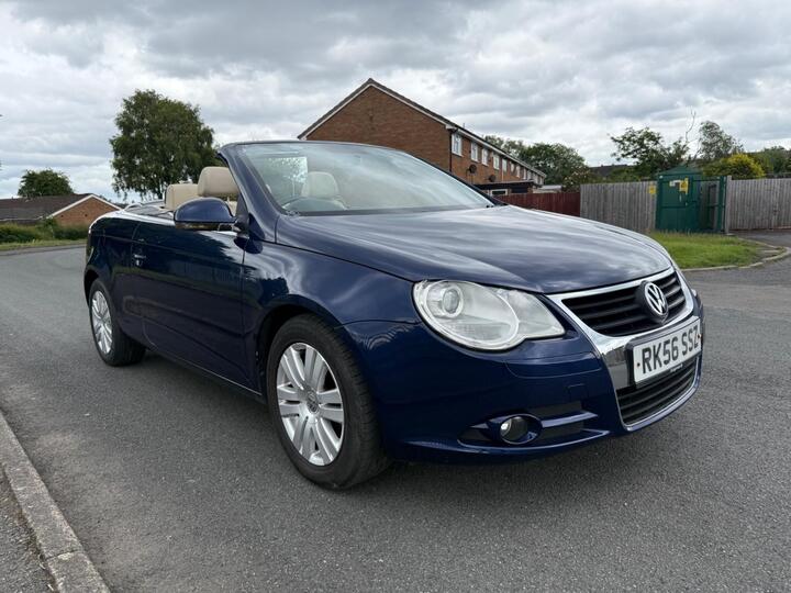 Volkswagen Eos 2.0 TDI Cabriolet Euro 4 2dr Volkswagen Eos 2.0 TDI Cabriolet Euro 4 2dr