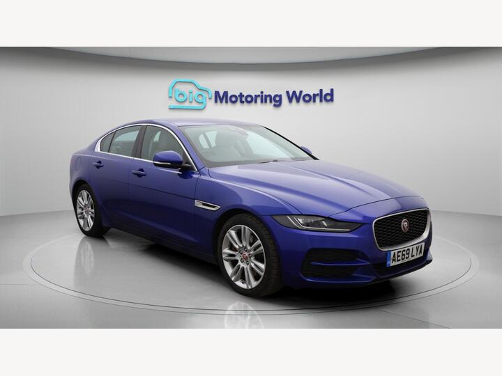 Jaguar XE 2.0 D180 SE Auto Euro 6 (s/s) 4dr