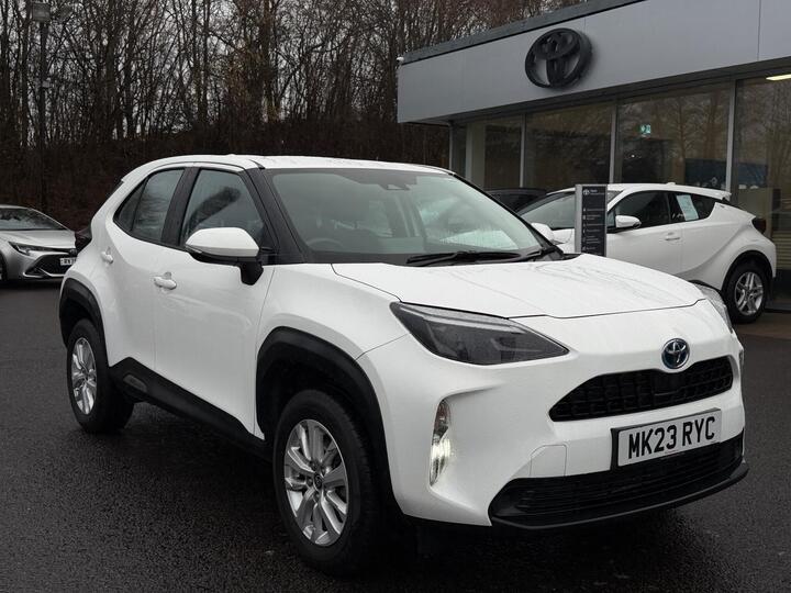 Toyota Yaris Cross 1.5 VVT-h Icon E-CVT Euro 6 (s/s) 5dr Toyota Yaris Cross 1.5 VVT-h Icon E-CVT Euro 6 (s/s) 5dr