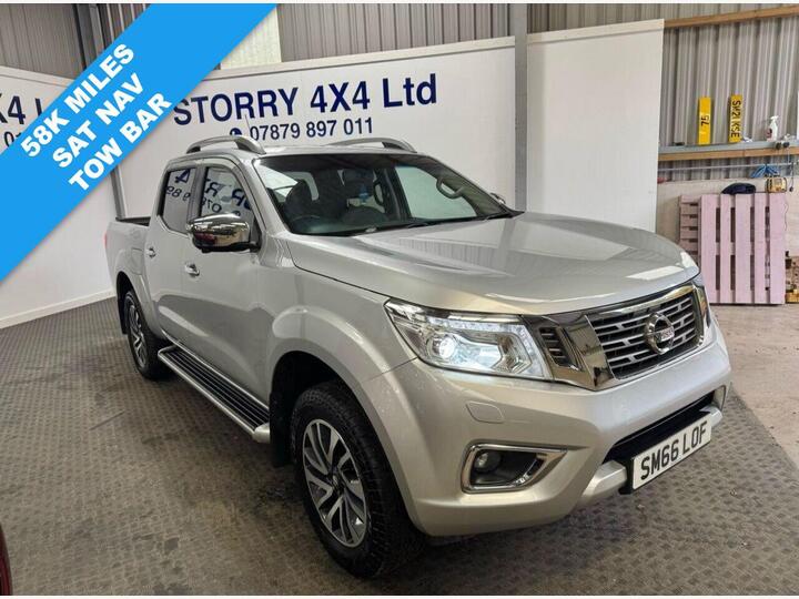 Nissan NAVARA 2.3 DCi Tekna 4WD Euro 6 (s/s) 4dr