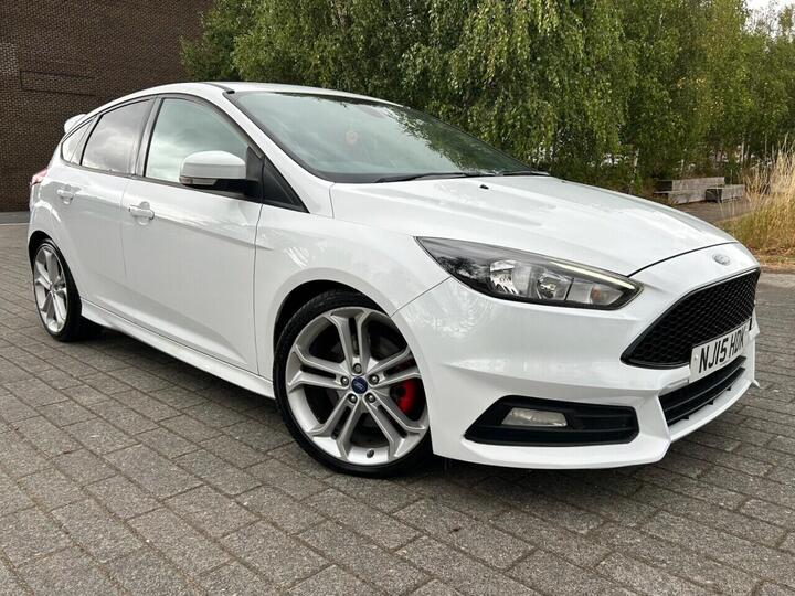 Ford FOCUS 2.0 TDCi ST-2 Euro 6 (s/s) 5dr