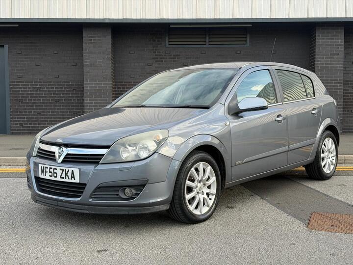 Vauxhall Astra 1.8i 16v Design 5dr