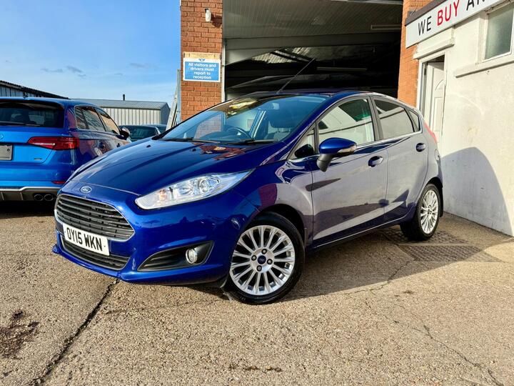Ford Fiesta 1.0T EcoBoost Titanium Euro 6 (s/s) 5dr