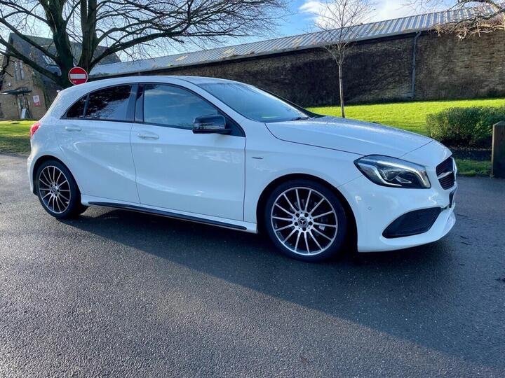 Mercedes-Benz A-CLASS 1.6 A200 WhiteArt 7G-DCT Euro 6 (s/s) 5dr