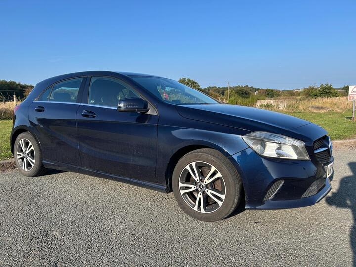 Mercedes-Benz A Class 2.1 A200d SE Euro 6 (s/s) 5dr