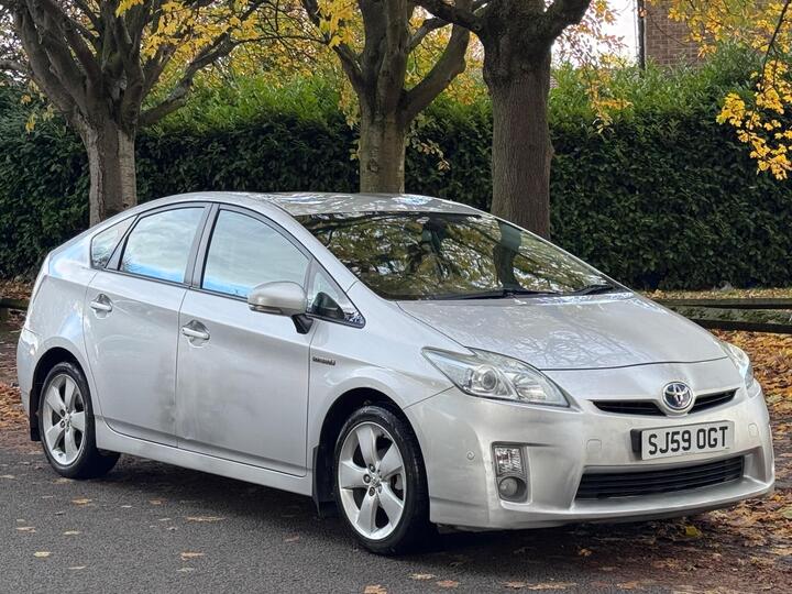 Toyota Prius 1.8 VVT-h T Spirit CVT Euro 5 (s/s) 5dr Toyota Prius 1.8 VVT-h T Spirit CVT Euro 5 (s/s) 5dr