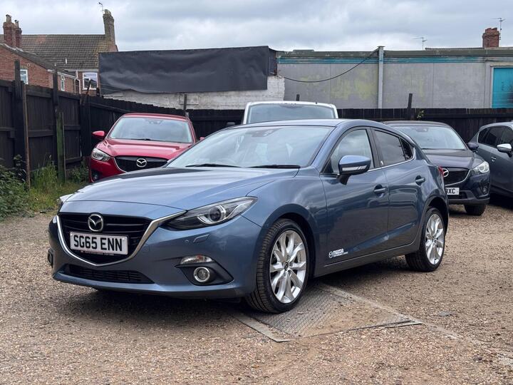 Mazda Mazda3 2.2 SKYACTIV-D Sport Nav Euro 6 (s/s) 5dr Mazda Mazda3 2.2 SKYACTIV-D Sport Nav Euro 6 (s/s) 5dr