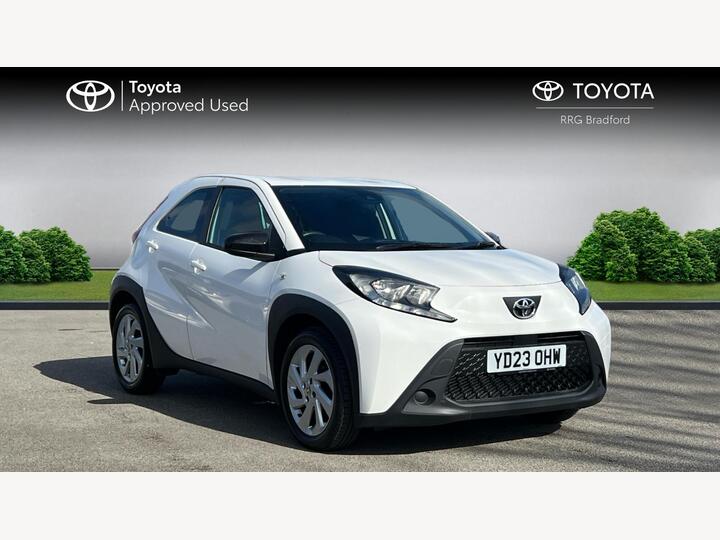 Toyota Aygo X 1.0 VVT-i Pure Euro 6 (s/s) 5dr Toyota Aygo X 1.0 VVT-i Pure Euro 6 (s/s) 5dr