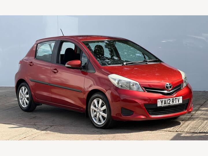 Toyota YARIS 1.33 Dual VVT-i TR Euro 5 5dr