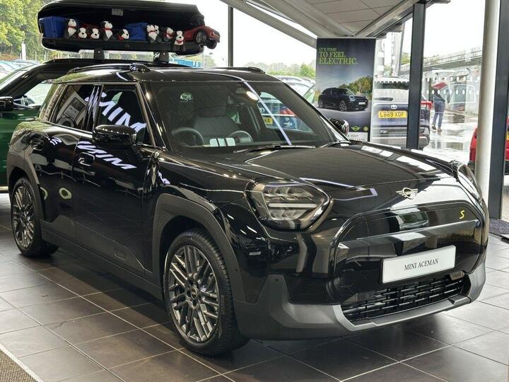MINI Aceman SE 54.2kWh Monochrome Auto 5dr