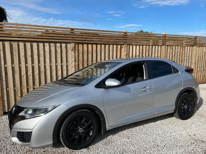 Honda Civic 1.6 I-DTEC S Euro 5 (s/s) 5dr