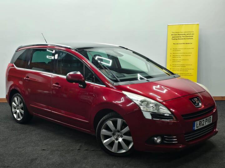 Peugeot 5008 1.6 HDi Allure Euro 5 5dr Peugeot 5008 1.6 HDi Allure Euro 5 5dr