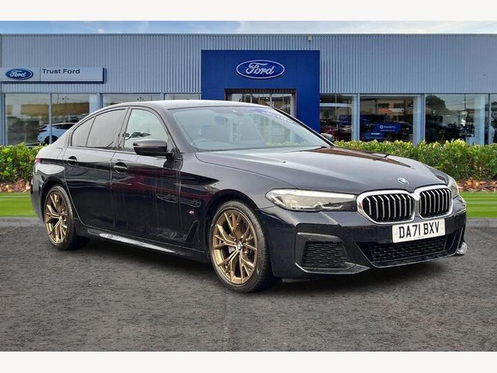 BMW 5 SERIES 2.0 520d MHT M Sport Steptronic Euro 6 (s/s) 4dr BMW 5 SERIES 2.0 520d MHT M Sport Steptronic Euro 6 (s/s) 4dr