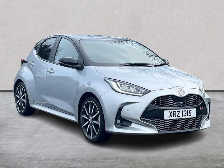Toyota YARIS 1.5 VVT-h GR SPORT E-CVT Euro 6 (s/s) 5dr