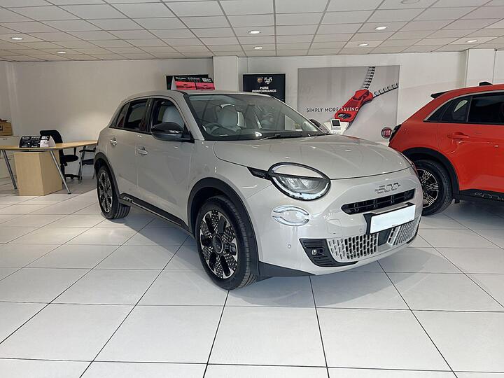 Fiat 600 1.2 MHEV La Prima E-DCT Euro 6 (s/s) 5dr