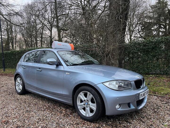 BMW 1 Series 2.0 118i SE Steptronic Euro 5 5dr