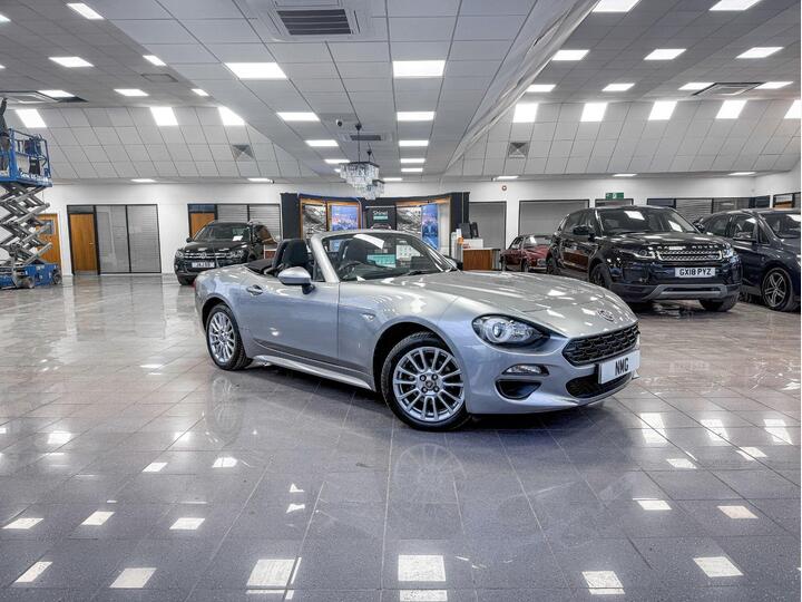 Fiat 124 SPIDER 1.4 MultiAir Classica Euro 6 2dr Fiat 124 SPIDER 1.4 MultiAir Classica Euro 6 2dr