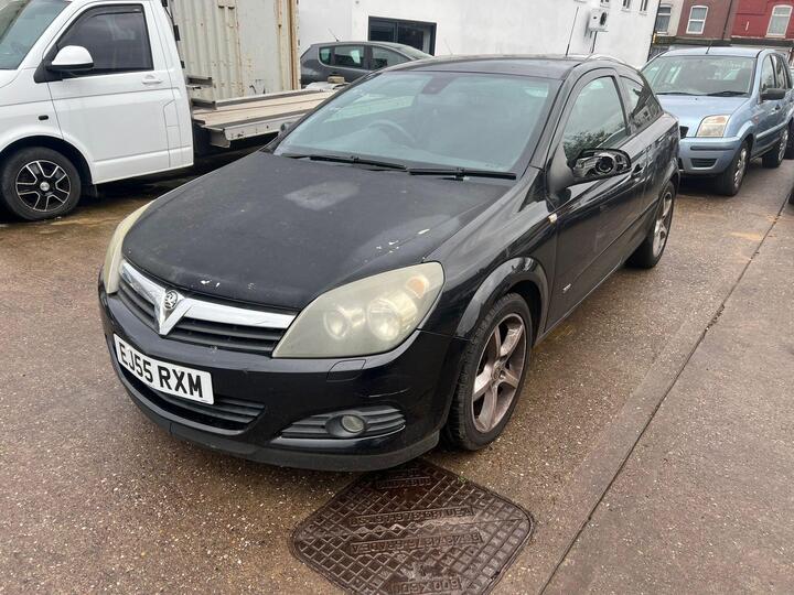 Vauxhall Astra 1.8i 16v SRi Sport Hatch 3dr