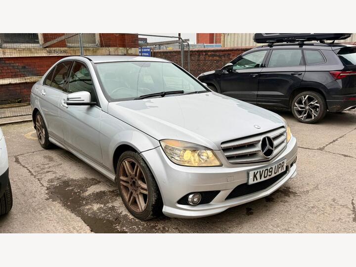 Mercedes-Benz C Class 2.1 C220 CDI Sport Auto Euro 4 4dr