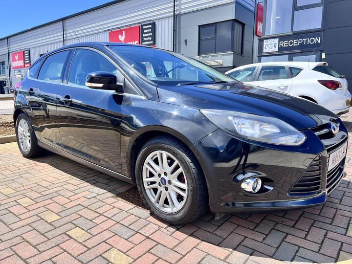 Ford Focus 1.6 Titanium Powershift Euro 5 5dr