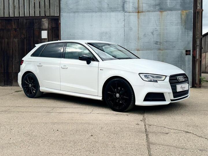 Audi A3 1.0 TFSI Black Edition Sportback Euro 6 (s/s) 5dr