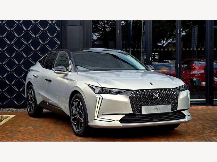 DS AUTOMOBILES DS 4 1.2 Hybrid MHEV Pallas 55 E-DSC Euro 6 (s/s) 5dr